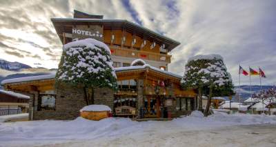 Hôtel 4 étoiles Samoëns · Neige et Roc Samoëns · Accès