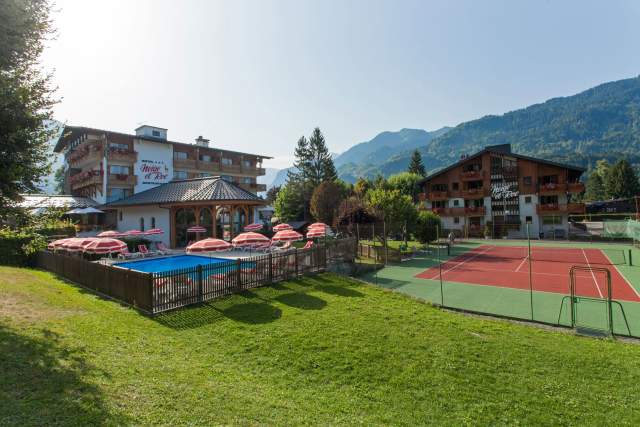 Hôtel 4 étoiles Samoëns · Neige et Roc Samoëns · Extérieur